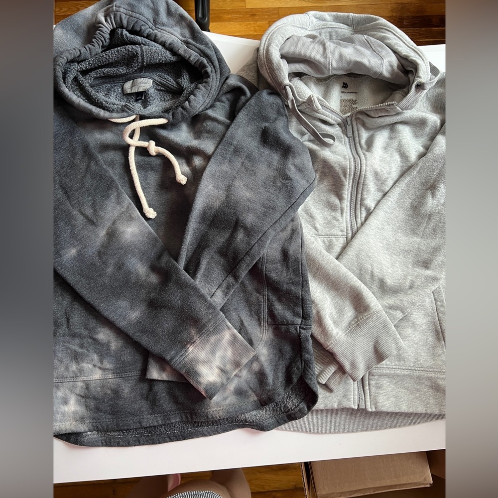 Set of Gray Female Hoodies - Size Small